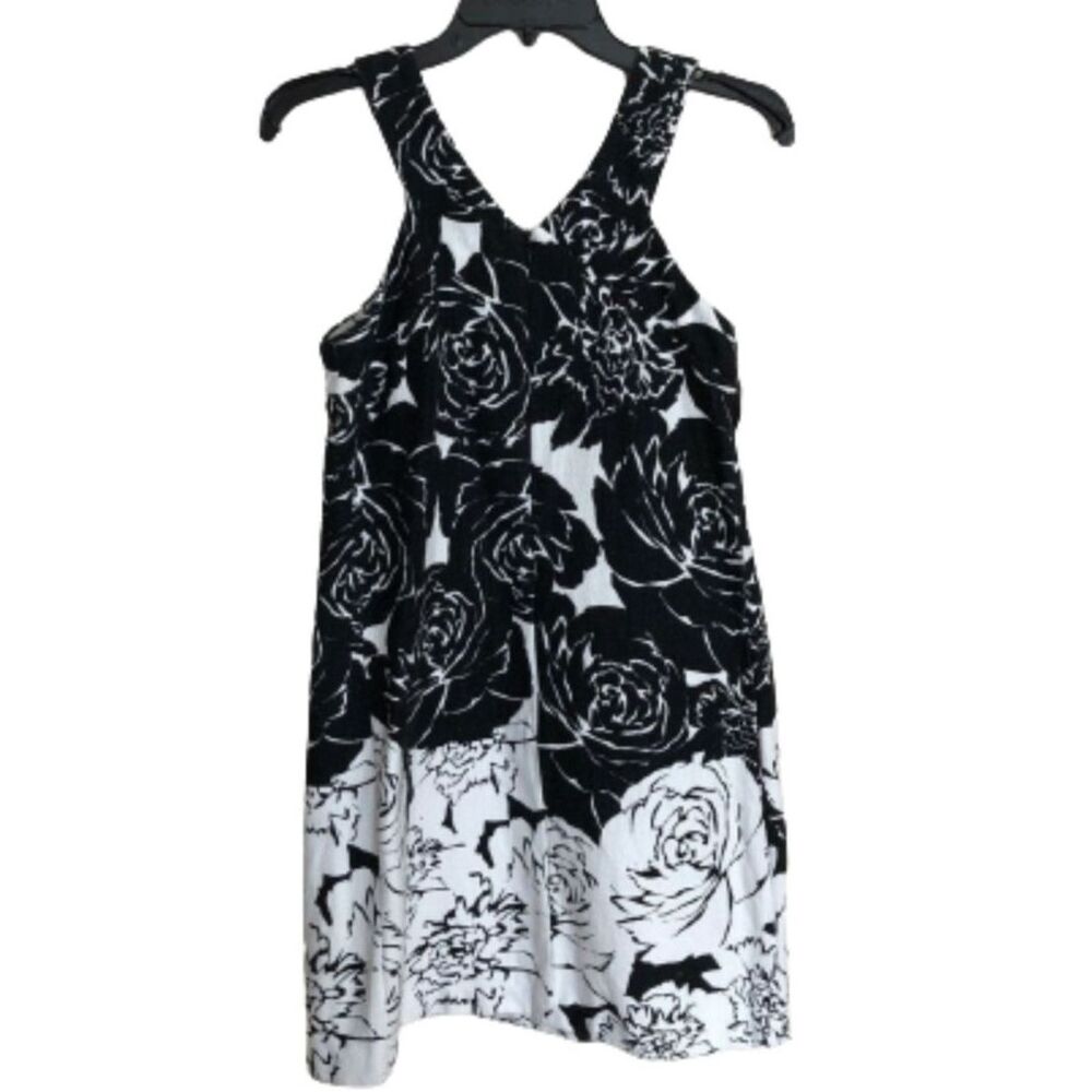 JUST TAYLOR BLACK AND WHITE FLORAL SLEEVELESS DRESS 4